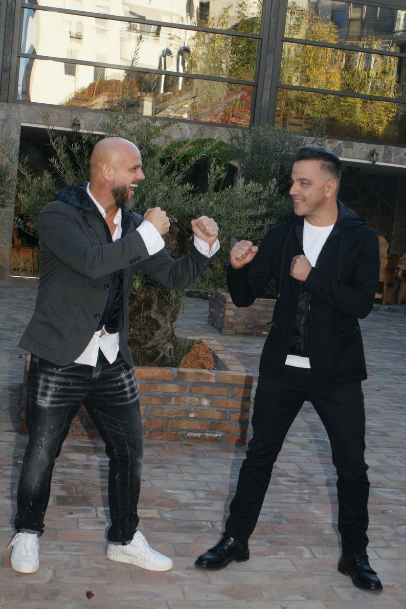 Ivan Zak i Boban Rajovic poziraju za kamere